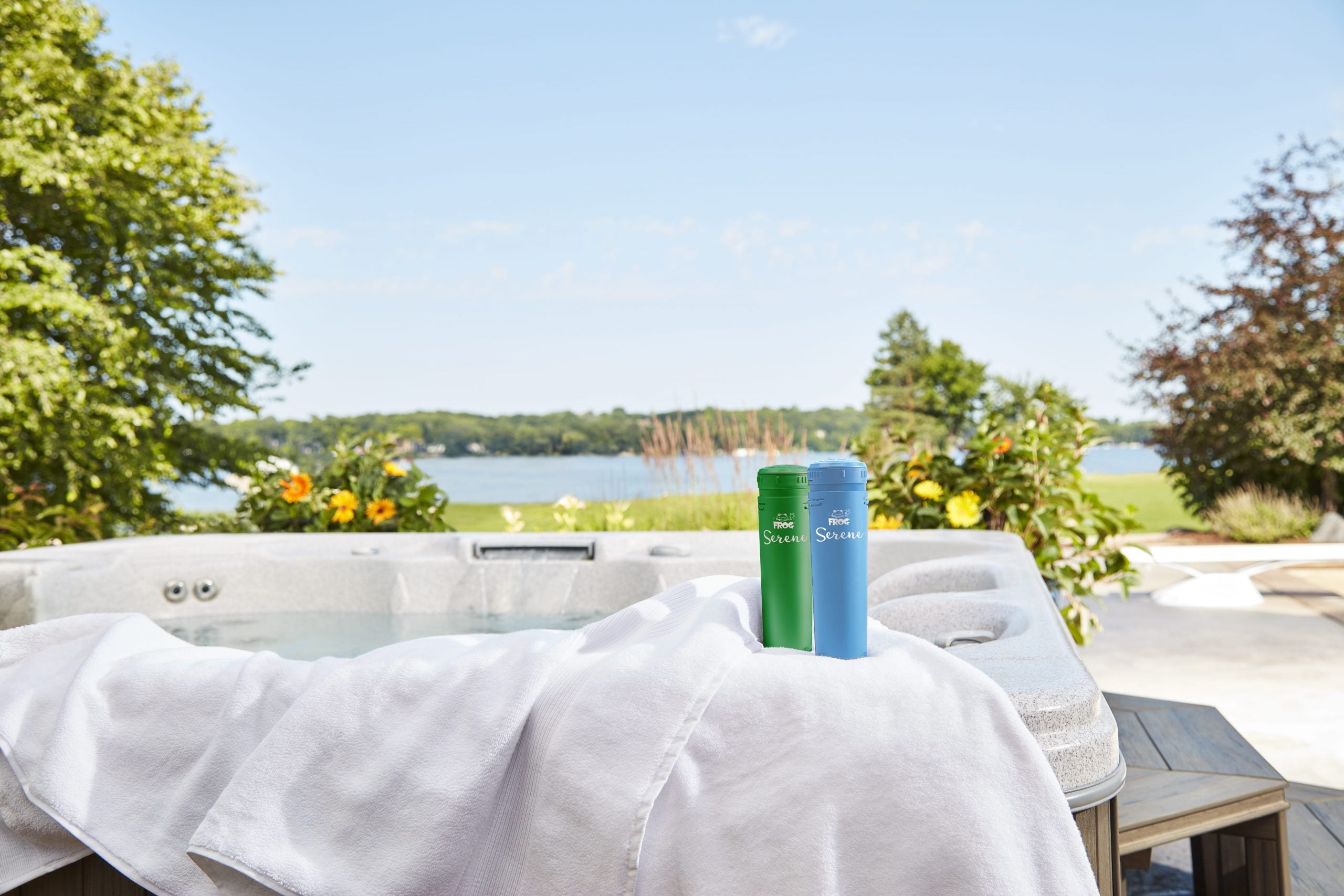 FROG Serene In-Line Cartridges for Hot Tubs That Have Built in Cartridge Holders - 1 FROG Serene Mineral Cartridge and 3 Green Bromine 200 Gram Cartridges