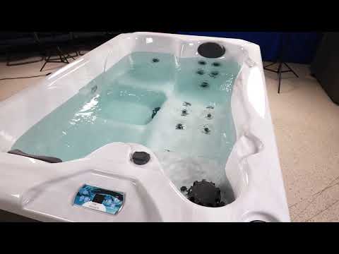 Video walkthrough highlighting the design, seating, and jet features of the Harmonic H157LPP hot tub.