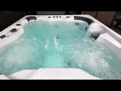 Video demonstrating the water flow, jet power, and overall performance of a cold plunge tub during operation.